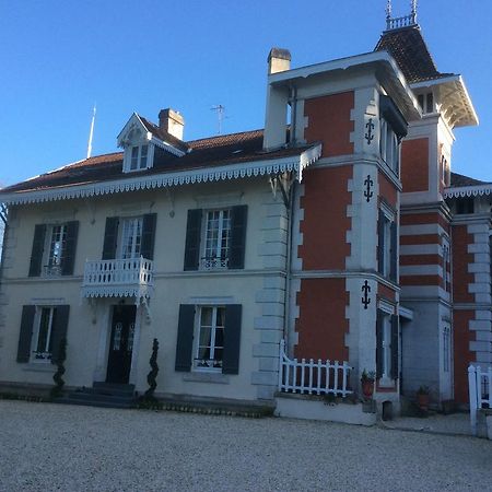 Le Chalet De Luxe Bed and Breakfast Saint-Séverin Esterno foto